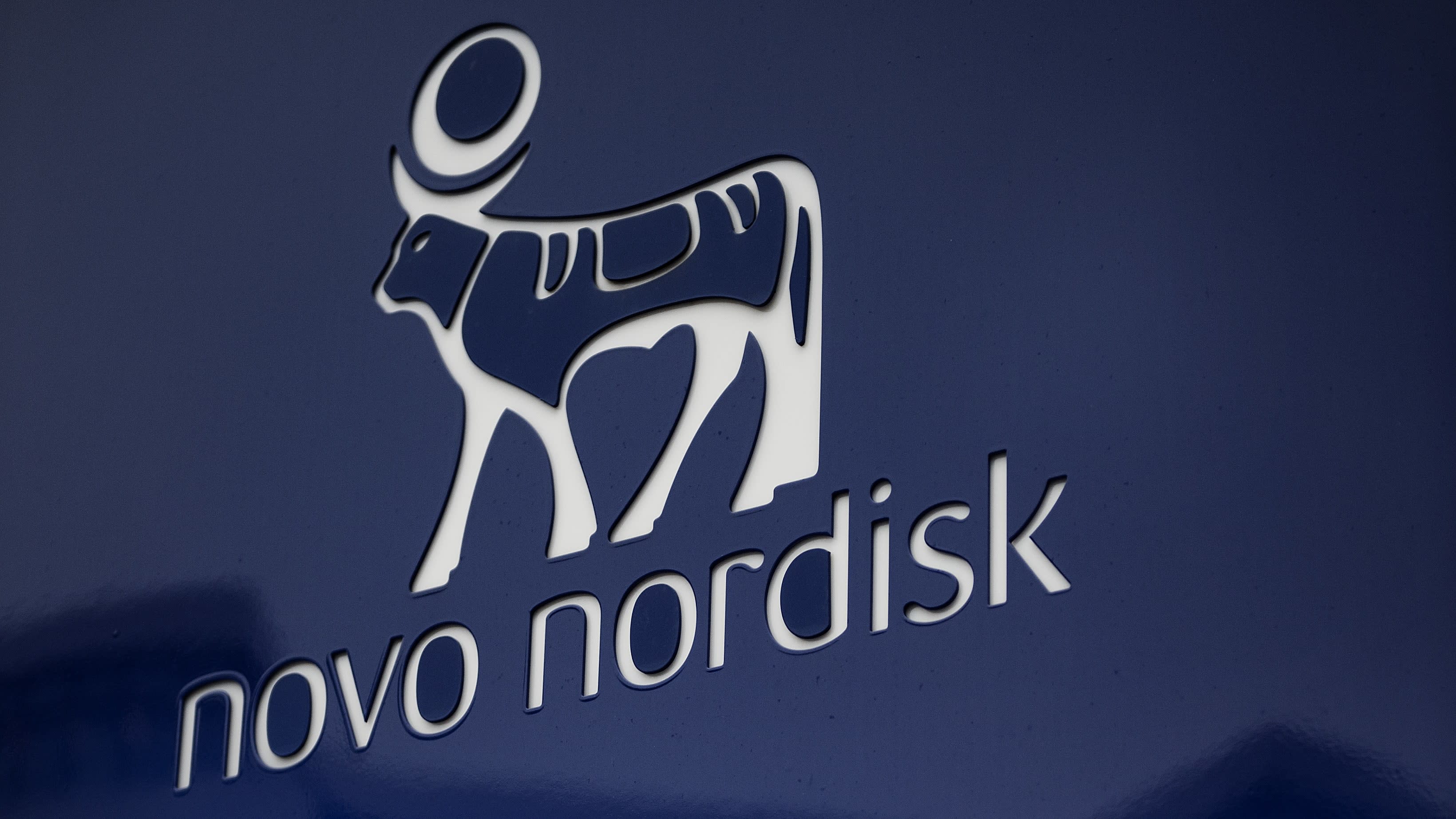 Novo Nordisk (NOVOB) Briefly Overtakes LVMH (MC) as Biggest